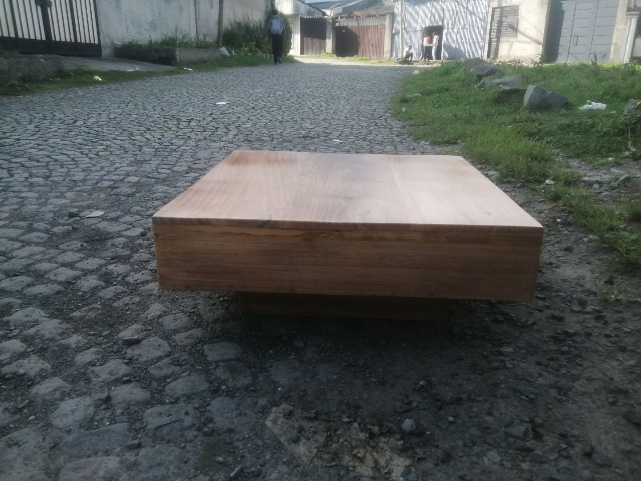 Center table 4
