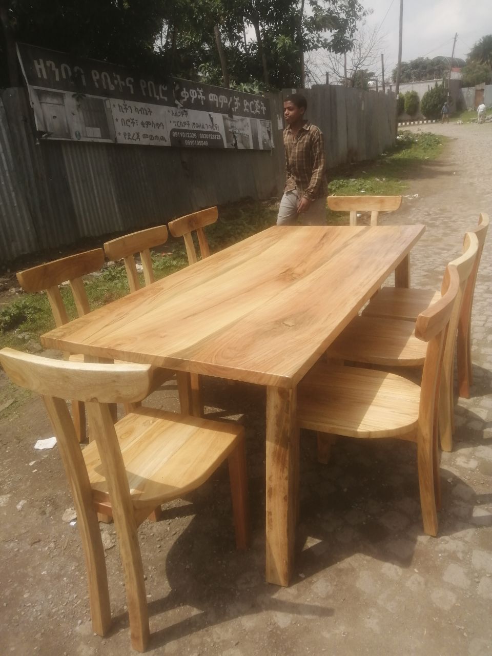 Dining 8
